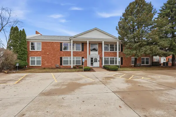 3215 E Locust Street #A1-3, Davenport, IA 52803