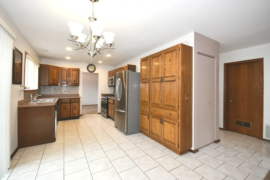 358 Thistle Drive, Bolingbrook, IL 60490 - #2