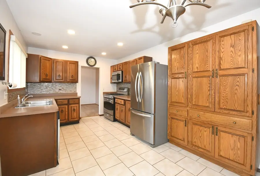 358 Thistle Drive, Bolingbrook, IL 60490 - #3