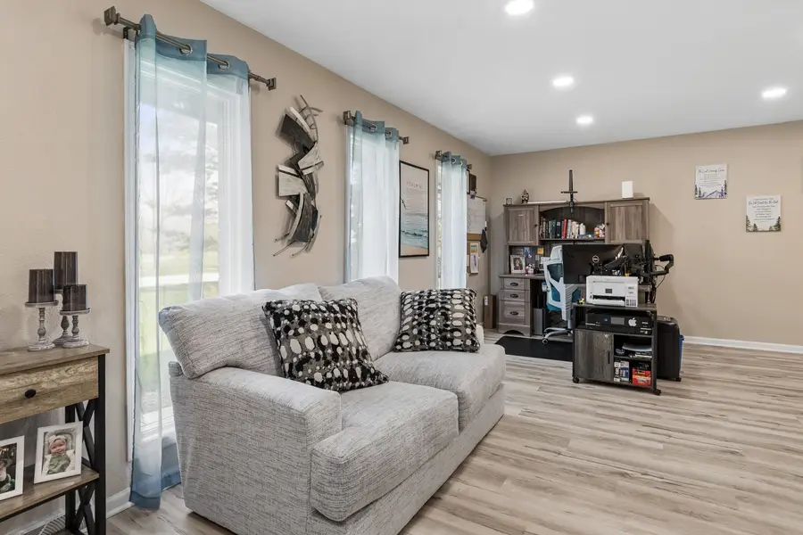 407 Greenfield Road, Shorewood, IL 60404 - #2