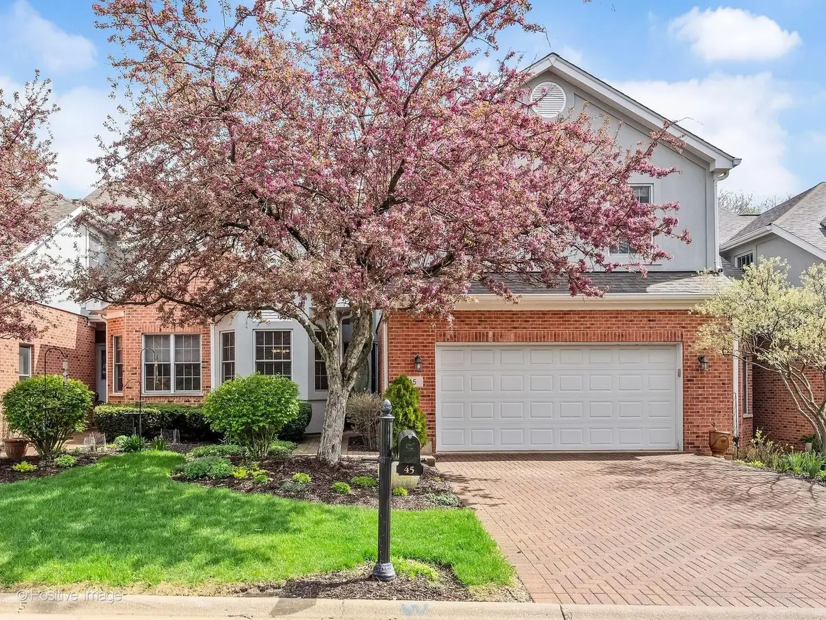 45 S Driveway, Glen Ellyn, IL 60137 - #1