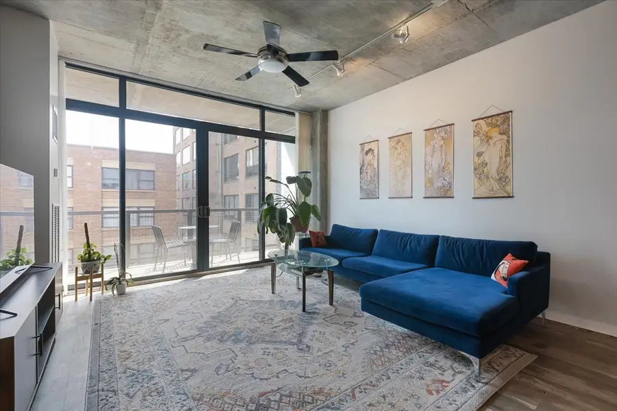 Address Withheld By Seller, Chicago, IL 60607 - #3