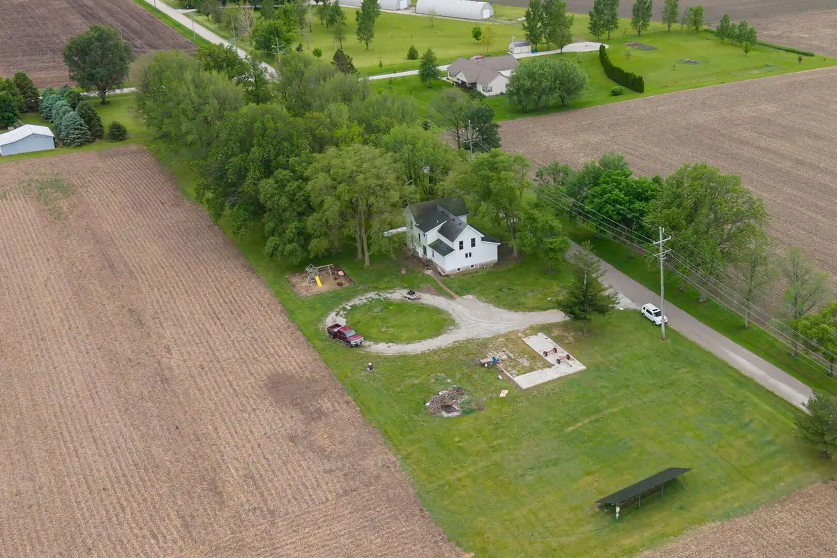 12610 N 1900 East Road, Fairbury, IL 61739 - #1