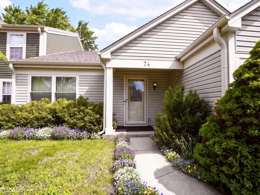 74 Bedford Road, Mundelein, IL 60060 - #2