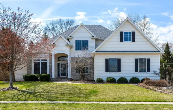 4017 Kathleen Way, Davenport, IA 52807