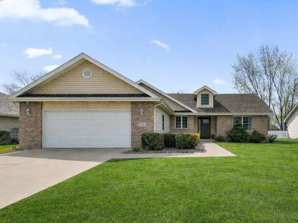 230 Curwick Drive, Bourbonnais, IL 60914