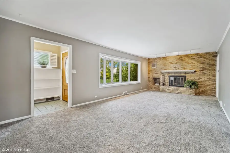 1720 Longvalley Road, Glenview, IL 60025 - #2