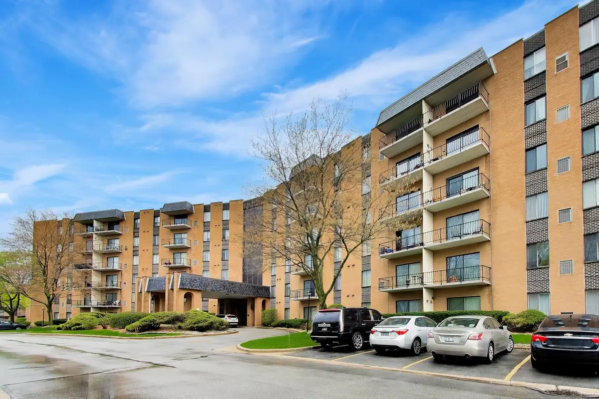 700 N Bruce Lane #312, Glenwood, IL 60425 - #1