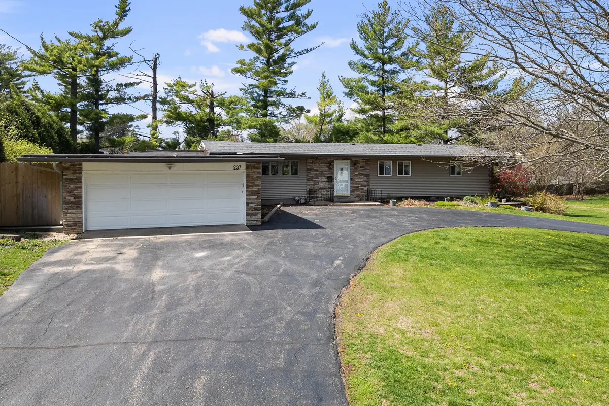 237 Birch Place, Kewanee, IL 61443 - #1