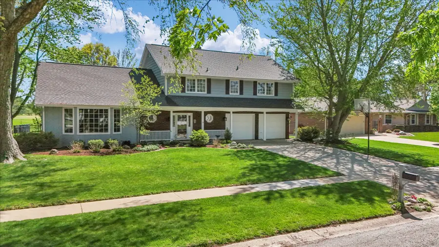 3405 Lakeshore Drive, Champaign, IL 61822 - #2