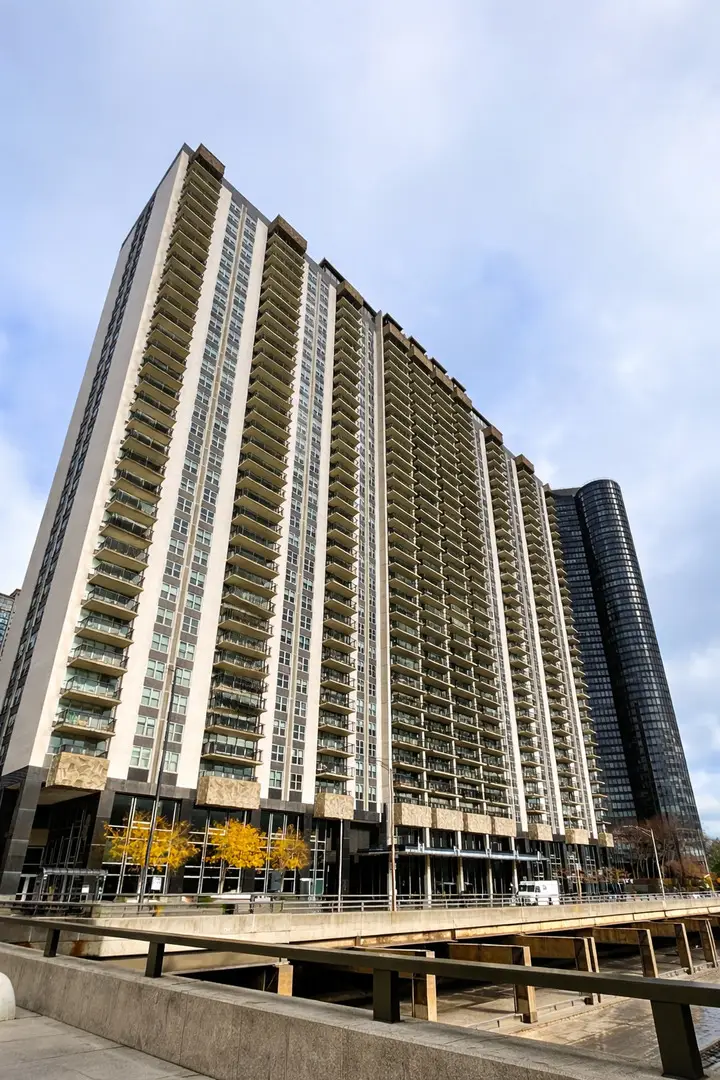 400 E Randolph Street #3314, Chicago, IL 60601 - #1