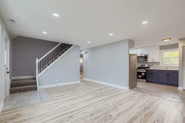 182 Washington Street, Park Forest, IL 60466 - #3