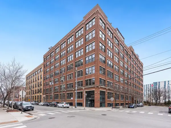 913 W Van Buren Street #3C, Chicago, IL 60607