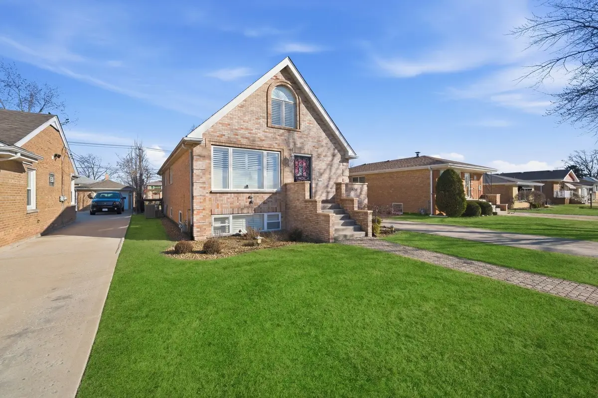 8215 Austin Avenue, Burbank, IL 60459 - #1