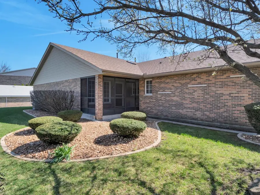 5014 W Circle Place, Crestwood, IL 60418 - #2