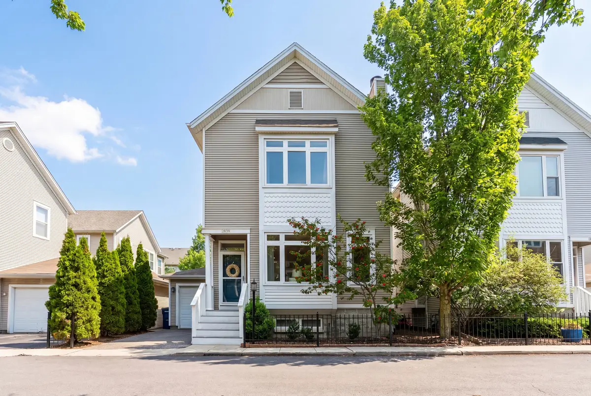 2839 N Wolcott Avenue, Chicago, IL 60657 - #1