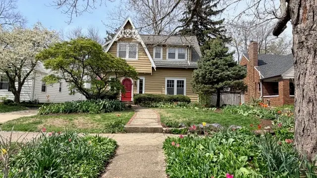 713 S Lynn Street, Champaign, IL 61820 - #2