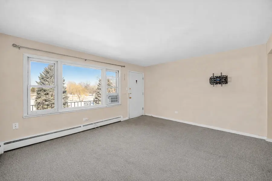 12 King Arthur Court #11, Northlake, IL 60164 - #2