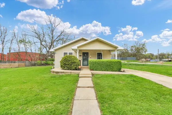 404 W Maple Street, Champaign, IL 61820