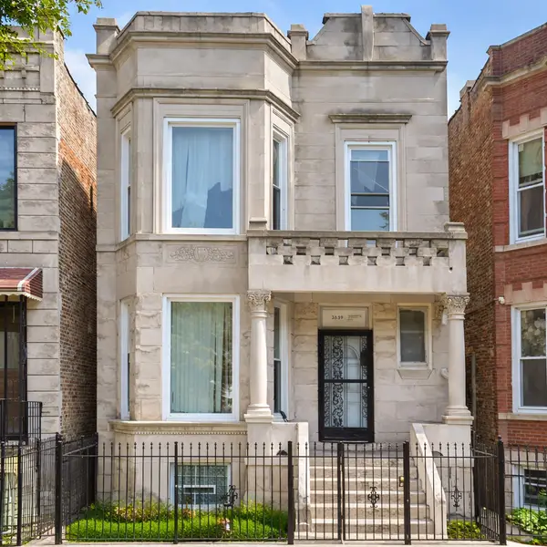 3839 W Flournoy Street, Chicago, IL 60624