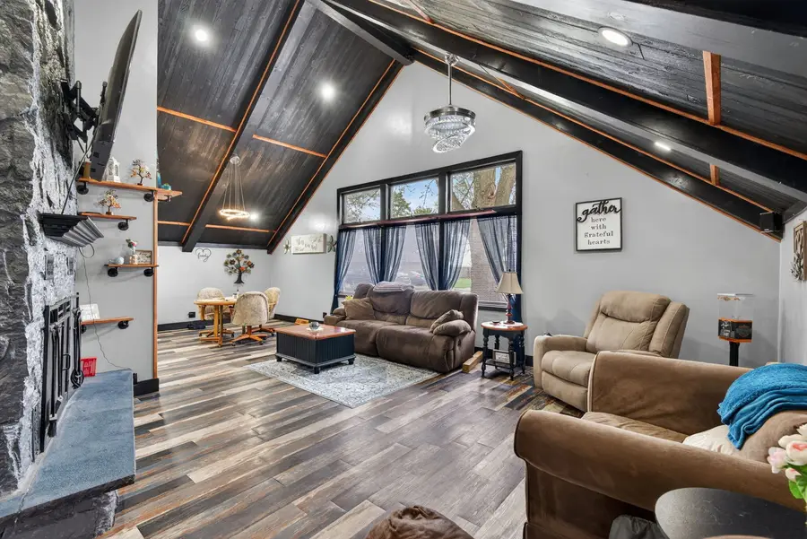 1111 Harmony Avenue, Mazon, IL 60444 - #2