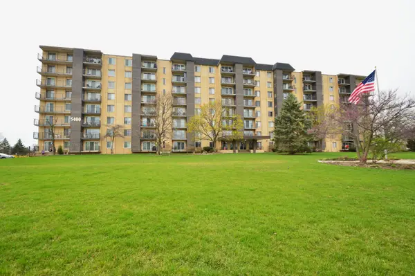 5400 Walnut Avenue #111, Downers Grove, IL 60515