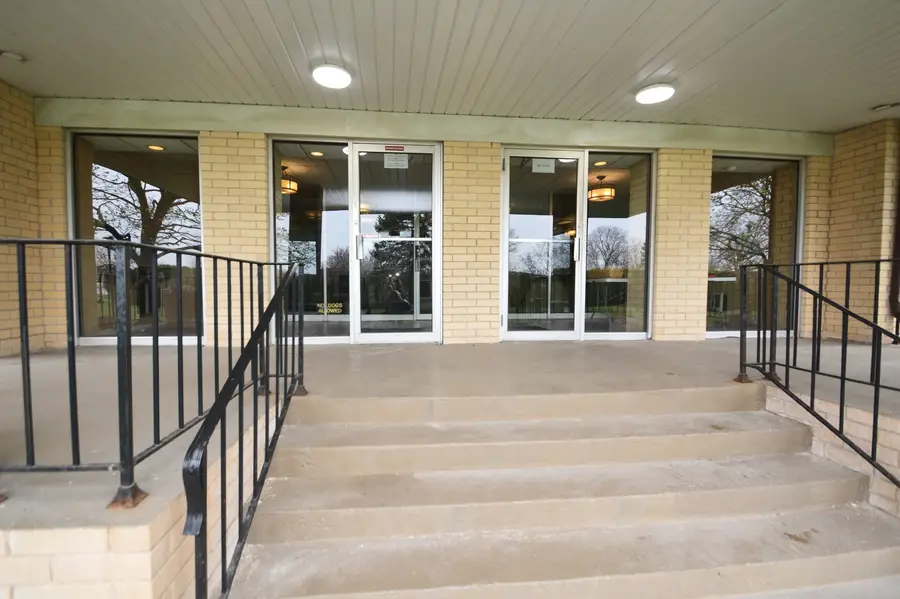 5400 Walnut Avenue #111, Downers Grove, IL 60515 - #2