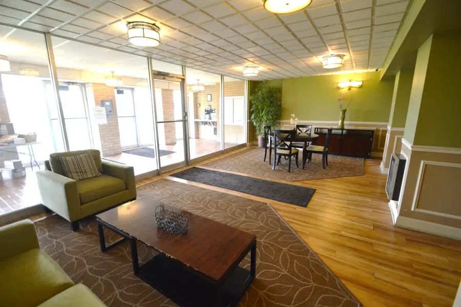 5400 Walnut Avenue #111, Downers Grove, IL 60515 - #3