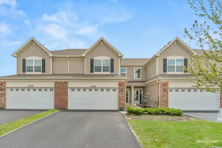 1122 Goldfinch Avenue, Yorkville, IL 60560 - #2