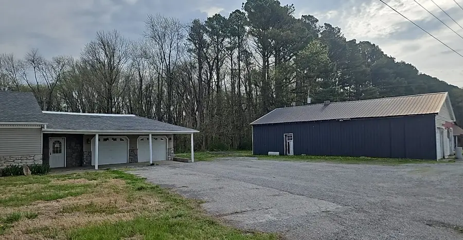 1208 E Randolph Street, McLeansboro, IL 62859 - #2