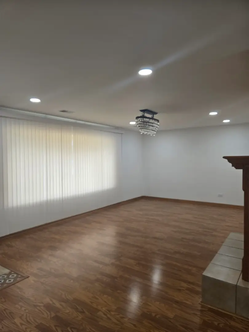 1832 W Weathersfield Way, Schaumburg, IL 60193 - #3