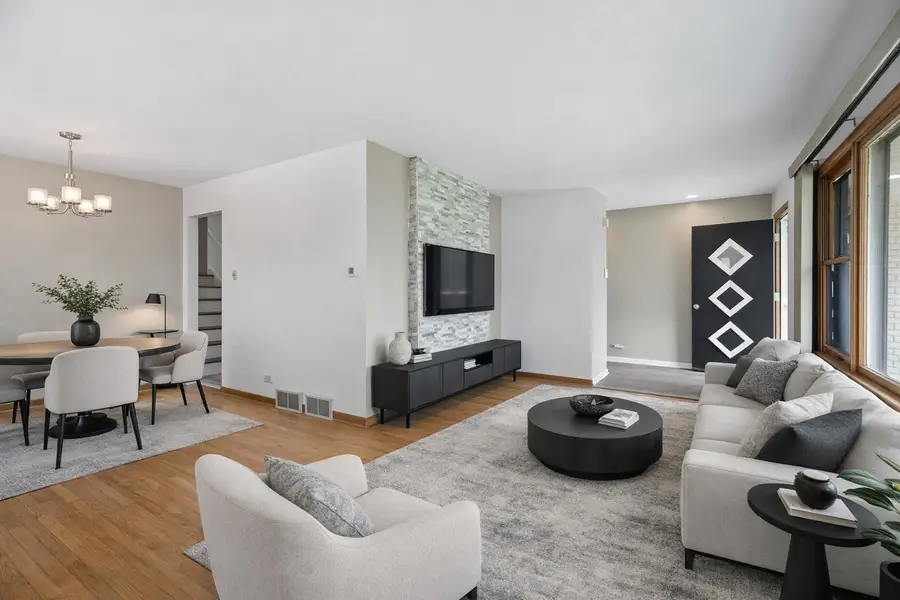 16811 Louis Court, South Holland, IL 60473 - #3