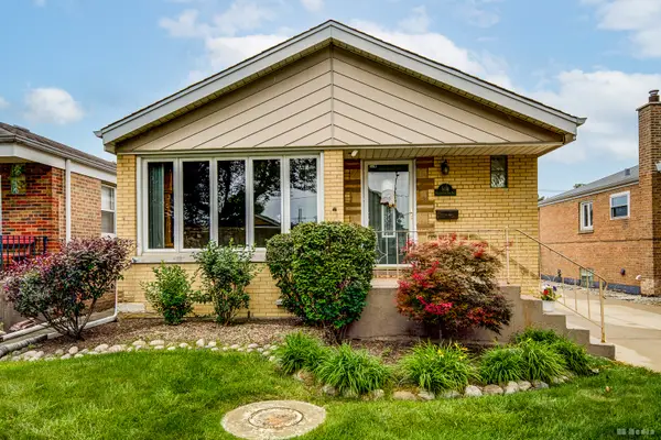 5114 S Oak Park Avenue, Chicago, IL 60638