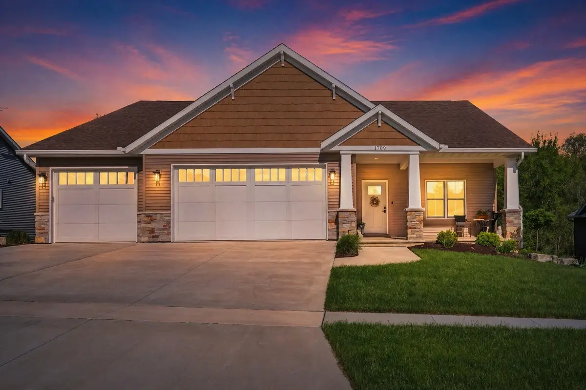 1709 E 6th Street A, Coal Valley, IL 61240 - #1