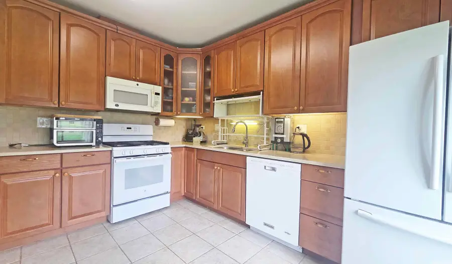 111 Autumn Court #111, Buffalo Grove, IL 60089 - #3