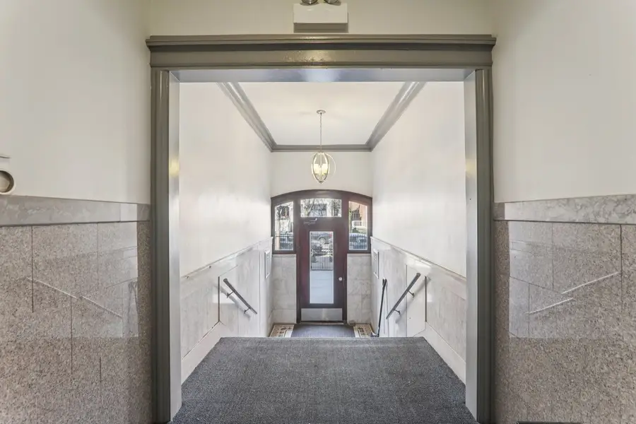 4445 N Magnolia Avenue #3, Chicago, IL 60640 - #3