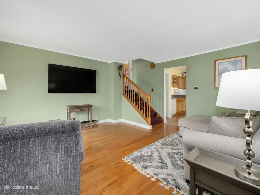 1406 E Elm Street, Wheaton, IL 60189 - #3