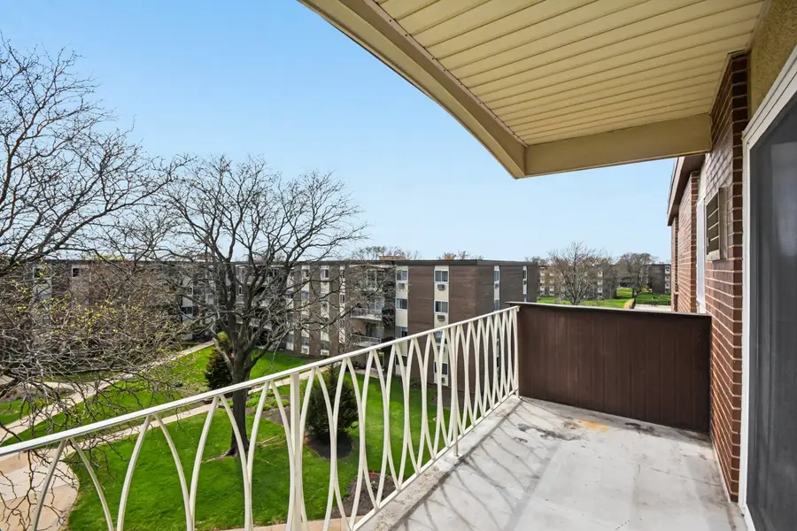 1331 S Finley Road #413, Lombard, IL 60148 - #3