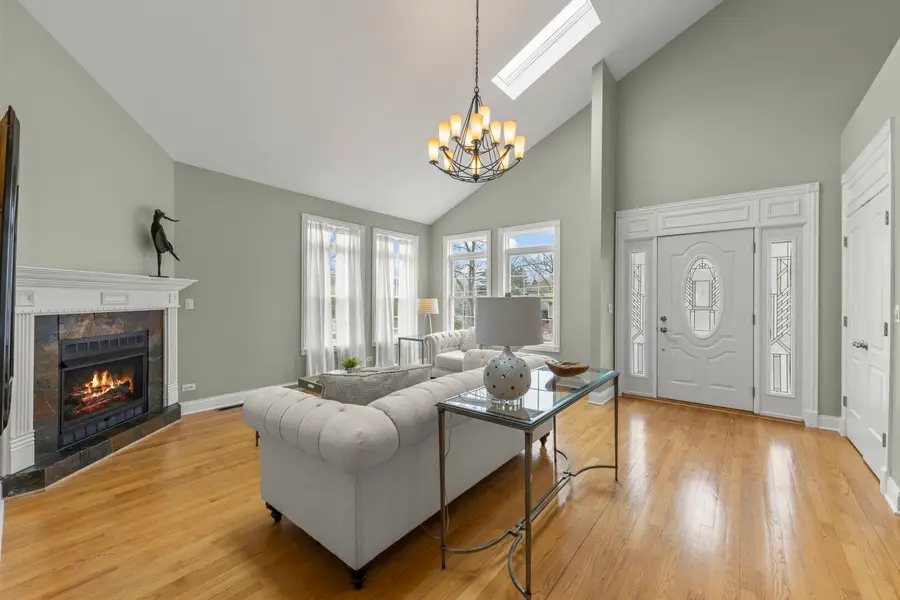 117 N Park Boulevard, Glen Ellyn, IL 60137 - #2