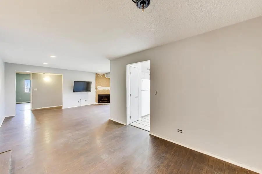 2221 Wharf Drive #208, Woodridge, IL 60517 - #2