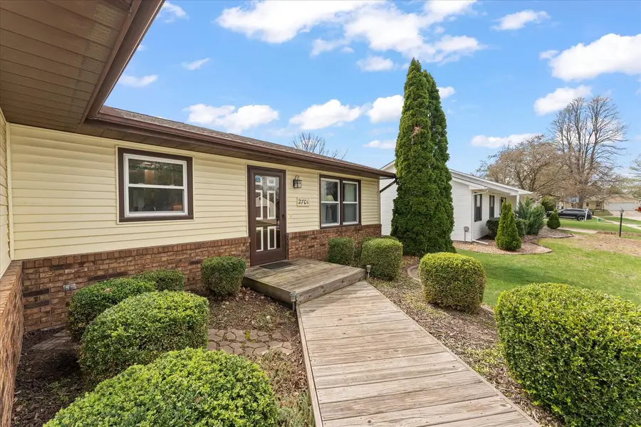 2701 Hathaway Drive, Champaign, IL 61821 - #2