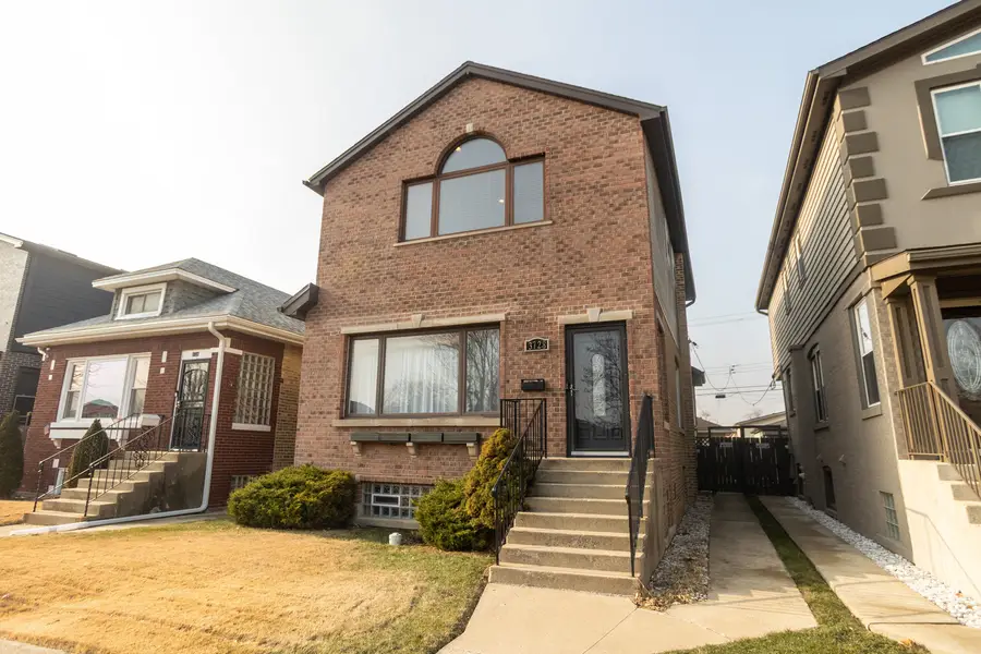 3728 N Oak Park Avenue, Chicago, IL 60634 - #3