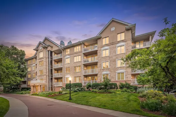 Address Withheld By Seller, Park Ridge, IL 60068