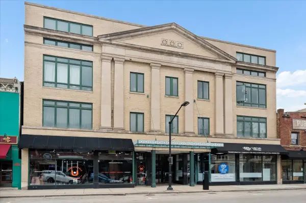 7509 Madison Street #3C, Forest Park, IL 60130