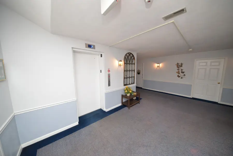 3500 Victoria Avenue #304, Mount Vernon, IL 62864 - #3