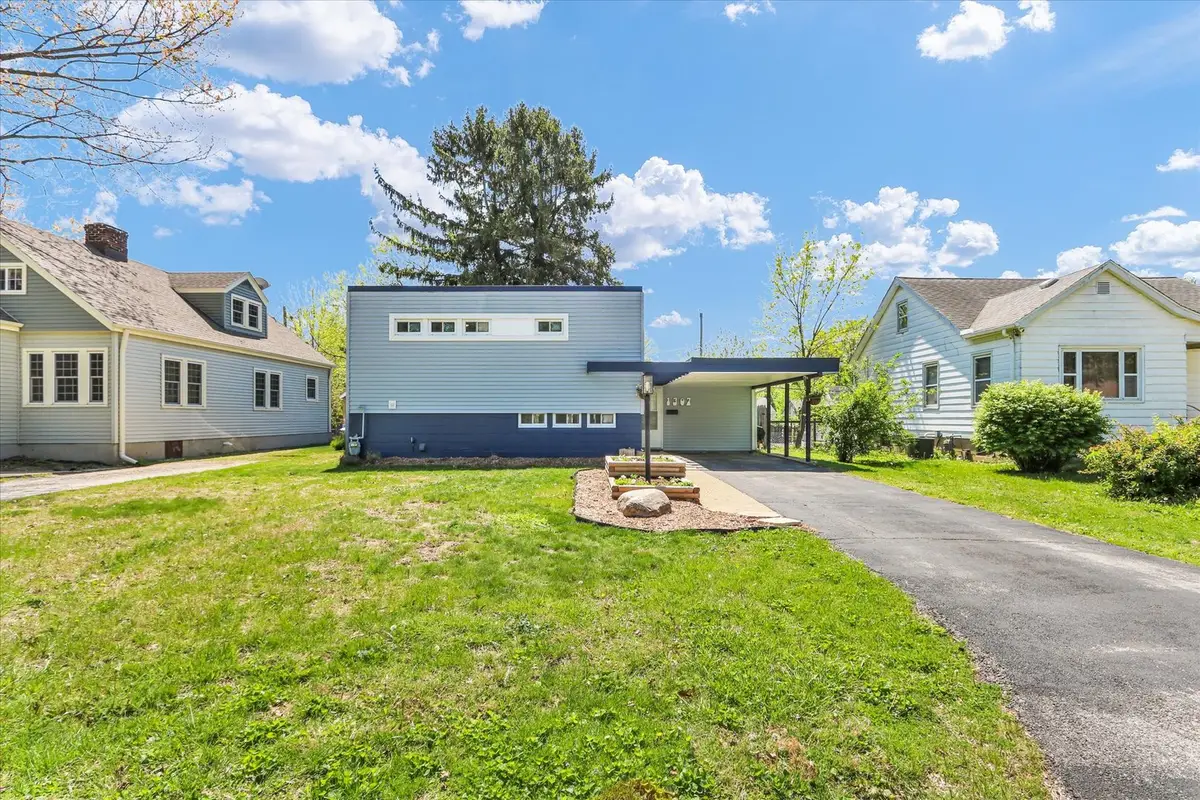 1307 W Clark Street, Champaign, IL 61821 - #1