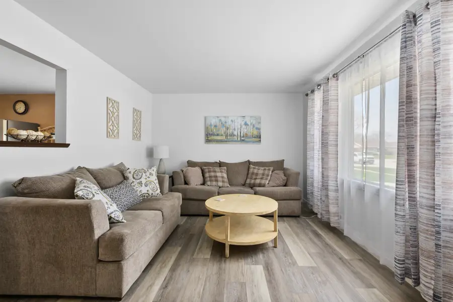 6937 Stanford Drive, Bridgeview, IL 60455 - #3