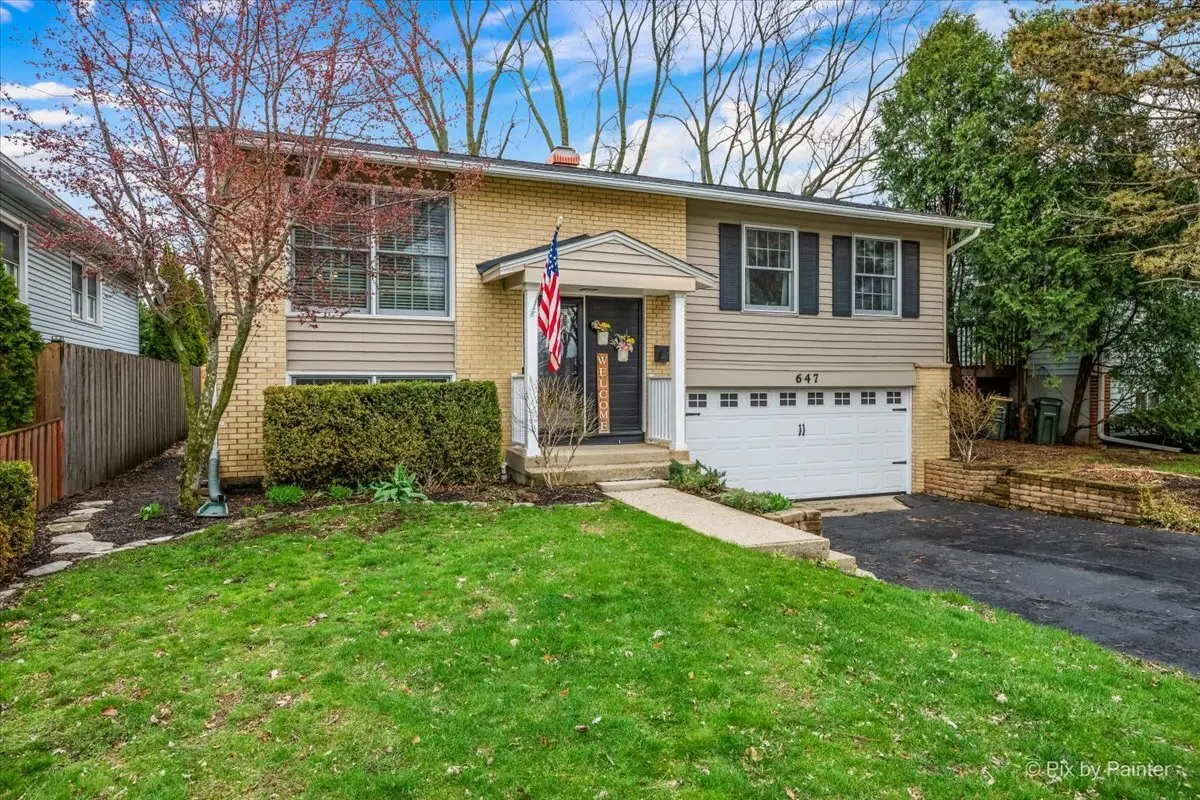 647 N Ridgemoor Avenue, Mundelein, IL 60060 - #1