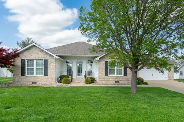 1106 Daybreak Drive, Marion, IL 62959