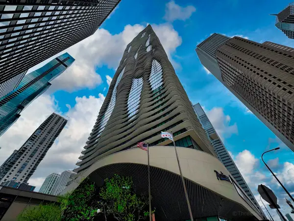 225 N Columbus Drive #5601, Chicago, IL 60601